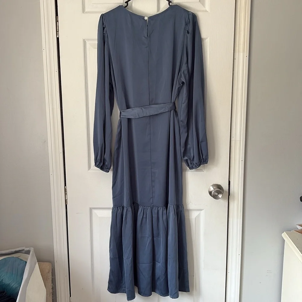 SHEIN Women’s Formal Satin Maxi Dress. NWOTs! - Picture 7 of 7